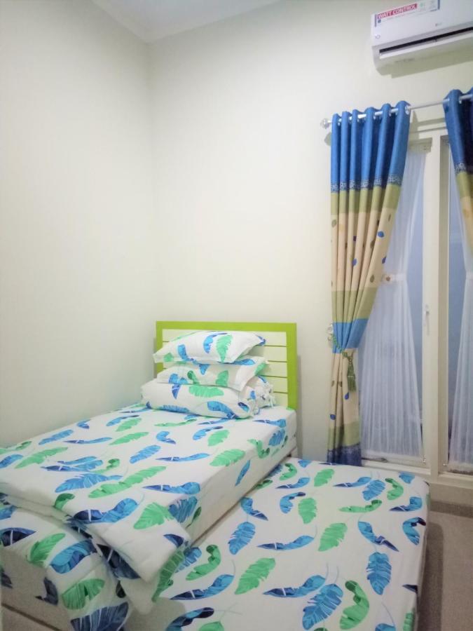 Alysahouse - 2 Bedrooms, Dekat Jtp3 Batu  Exterior foto